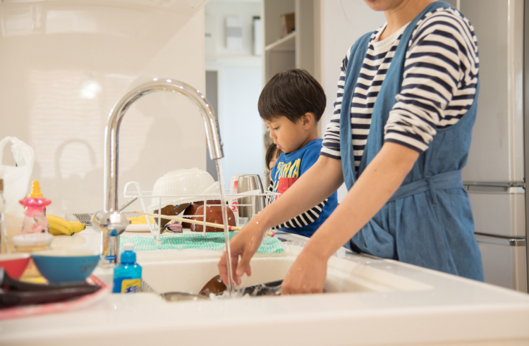 これぞ主婦の生きた知恵！「キッチンの洗い物」を劇的に減らす8つの方法