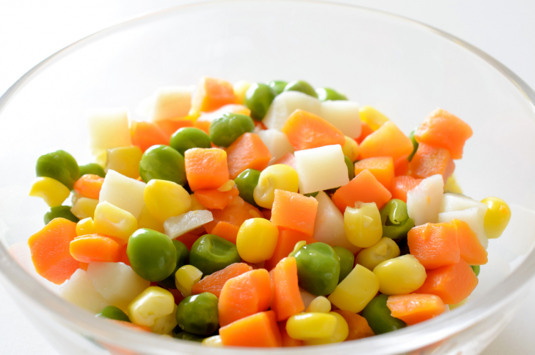 簡単に野菜が摂れる！時短食材「ミックスベジタブル」主婦のアイディアレシピを調査