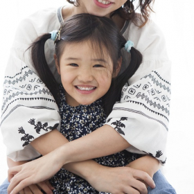 「ママ、笑ったほうが可愛いよ」子どもの指摘に思わずドキッ…！子どもに言われて考えさせられた一言