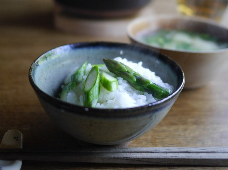 大好きなアスパラごはんは、北海道の農家さん直伝レシピで！【お米農家のヨメごはん＃5】
