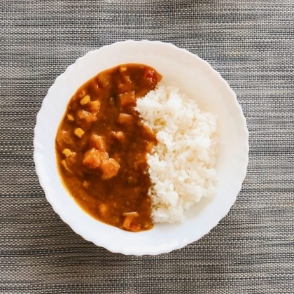 「辛いの無理」でも食べられる!? 無印の「辛くないカレー」。大人気のグリーンカレーなど4種を子どもと一緒に実食レポート