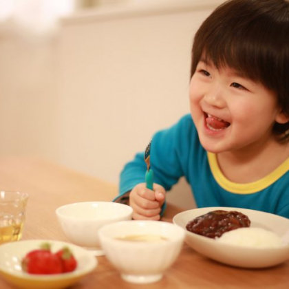 ご飯おかわり！デミグラ、和風、トマト…うちの子がペロリ完食する「ハンバーグソース」