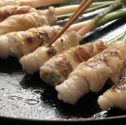 【松田美智子の簡単塩豚レシピ#1】うま味がギュッと凝縮！「谷中生姜の巻き焼き」　