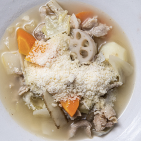 うま味たっぷりの塩味だから飽きない！「塩豚の具だくさんミネストローネ」【松田美智子の簡単塩豚レシピ#4】