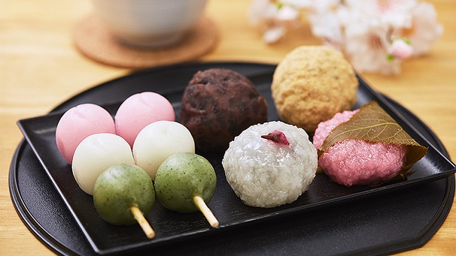 ローソンストア100で隠れた人気「和菓子」に春の新作が続々登場！