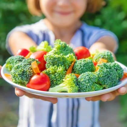 この方法で子どものサラダ嫌いを克服しました！ママ211人に聞いた食べてもらうための工夫とは