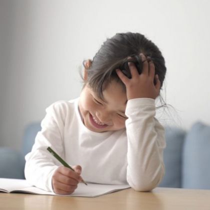 宿題しない子どもにどうやって宿題させる？家庭ごとに対応は様々…ママたちの工夫とは