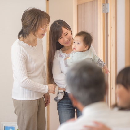 「今年の年末年始、帰省する？」主婦230人に聞いてみると…昨年とは明らかな変化が