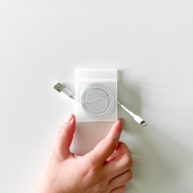 【無印良品】たった190円であのイラっとが解消！巻くだけ「ケーブル収納」なら見た目もスマート