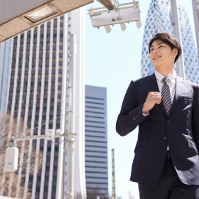 「清々しい」はなんて読む？意味と使い方は？間違いやすい点を解説