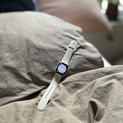 Apple Watch Series 8の「皮膚温変化の記録」のやり方と注意点！女性に助かる機能を実践中です