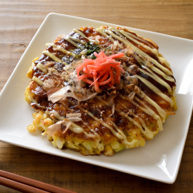 あえて定番ソース以外で食べてみる！「お好み焼きのアレンジソース」美味しい味変、変わり種を追求してみたら…