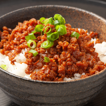 丼だけじゃない！「そぼろのアレンジ」もっと便利に美味しく活用する技を集めました