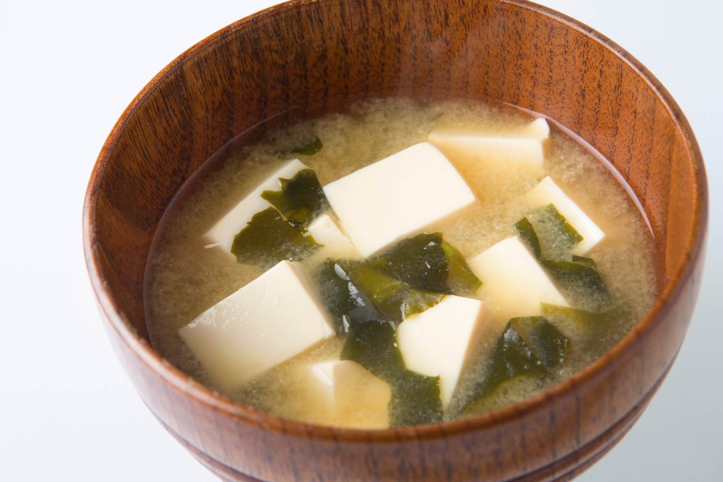 「みそ汁」豆腐と相性がよい具材といえば何？男女500人のランキングを発表