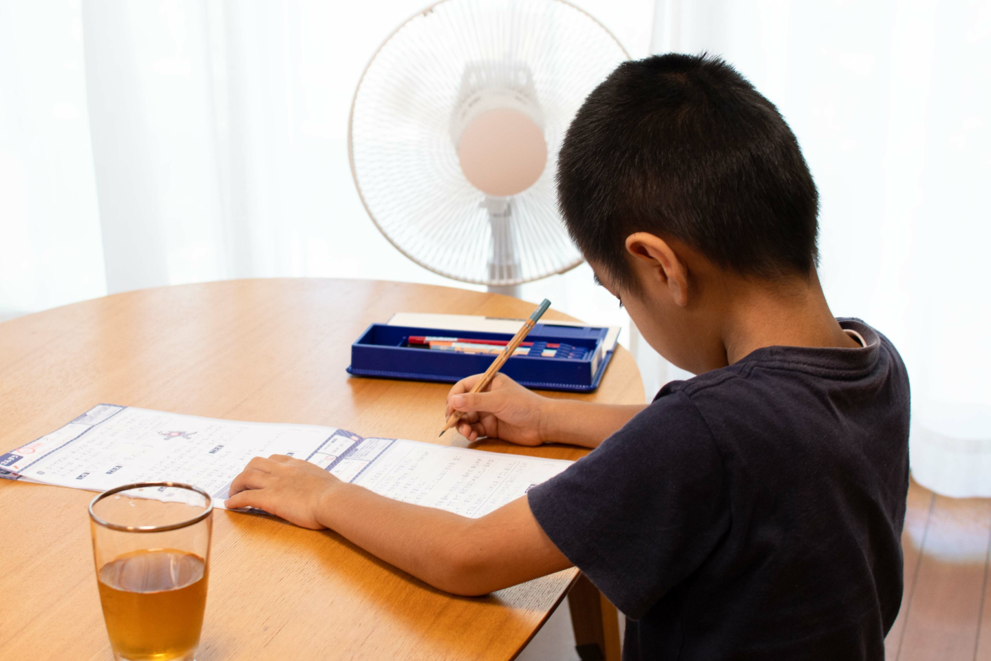 「子どもの夏休み」に親が感じている4大悩み。居場所に昼食… 今年も間もなく到来