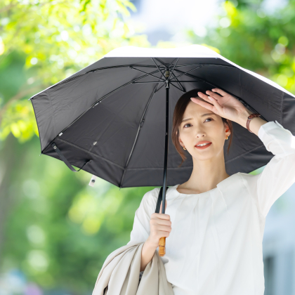 日焼け、暑さ対策には「日傘」でしょ！女性使用率は約7割、あるとないでは大違い