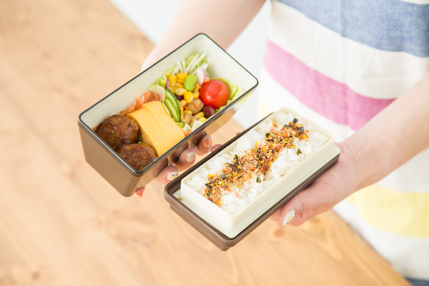 「お弁当」を素早く冷ます方法5選！250人に聞いた時短テクで暑い夏こそ効率的に