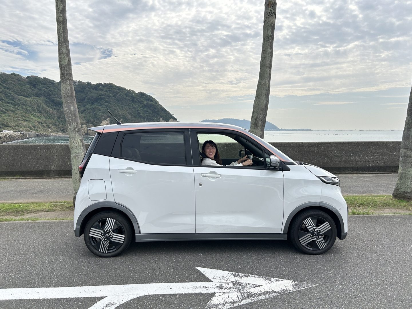 日産の軽EV「サクラ」を子育てママが試乗！快適ドライブに、すみません電気自動車なめてました