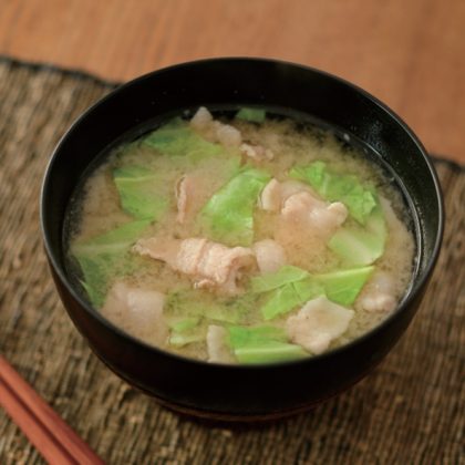 マルコメ社員のおすすめ「春キャベツ」「新玉ねぎ」「新じゃが」のみそ汁レシピ！春野菜のおいしさがぎゅっと凝縮