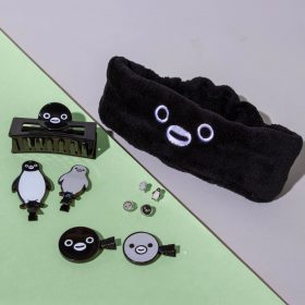 「Suicaのペンギン」と3COINSがコラボ！モバイルアイテムやヘアターバンなどキュートな限定グッズ多数。5月17日から発売