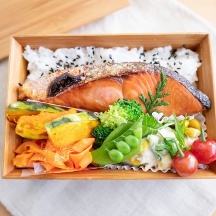 トマト頼りを脱したい！お弁当の華やか担当「赤・オレンジ系」のおかず教えてください！