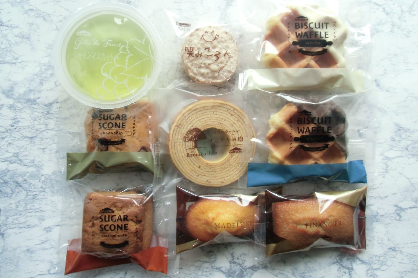 コスパも味も最強！シャトレーゼで3回以上リピ買いしている洋菓子TOP10「必ず10本は購入します」ガチ勢も