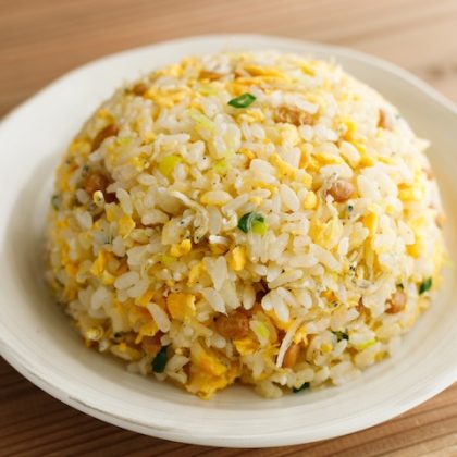 家族が喜んだ「チャーハンの具材」意外と美味しいと評判だったもの。冷蔵庫の整理にも！