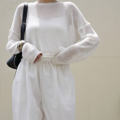 見た目も涼やか！「シースルートップス」で叶える大人の透明感コーデ
