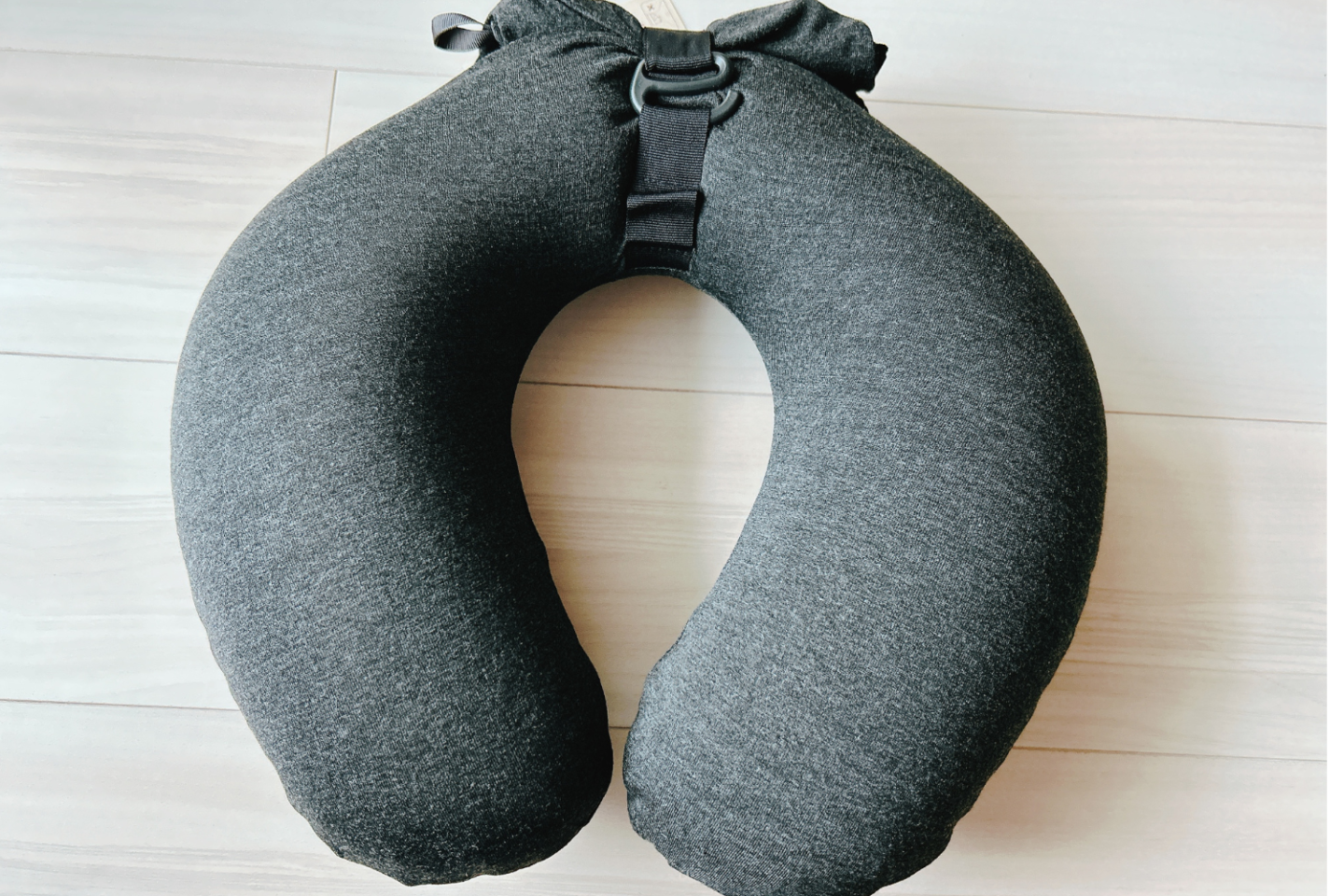 買ってよかった！「無印良品」の「ふうっとふくらむネッククッション」で機内爆睡【本日のお気に入り】