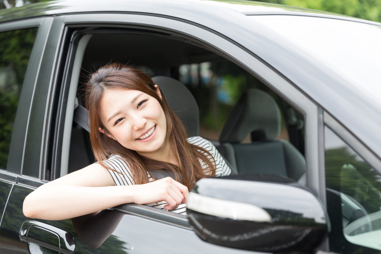 ママ友が乗っていたら「素敵…」と思うクルマを調査！憧れの高級車が続々ランクイン、1位は!?