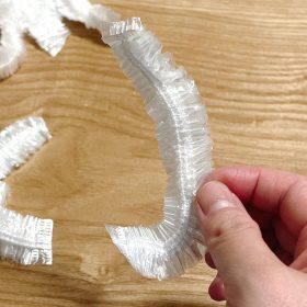 画期的！プラスチック製の皿でもラップができる「被せるキャップ式ラップ」【本日のお気に入り】