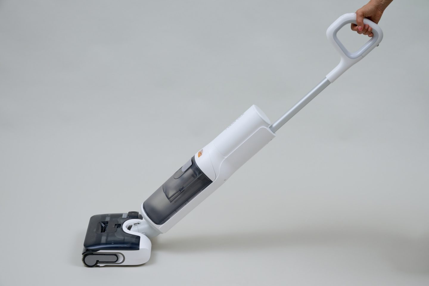 【プレゼント】気持ちよく水拭き掃除！「ロボロック」のスティック掃除機「Roborock F25 RT」を2名様に