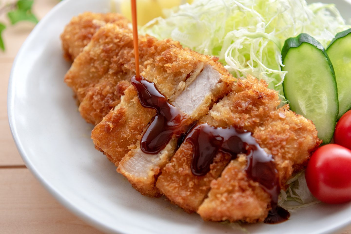 「とんかつ」に合わせるもう一品は?さっぱりと美味しい副菜・味噌汁・サラダのおすすめ