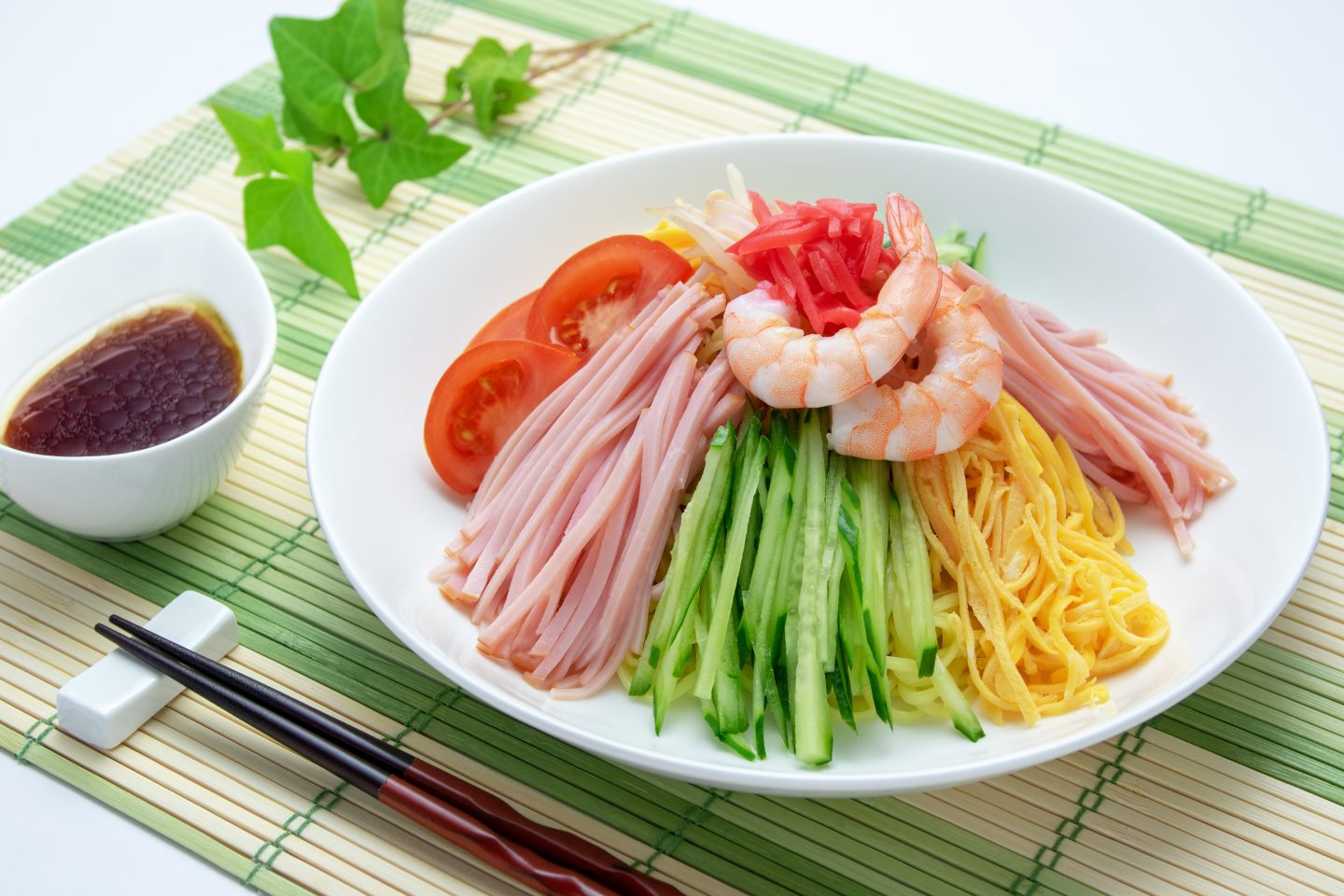 いつもの「冷やし中華」に足したら美味しさ爆上げ！みんなが試した意外な具材アイデア集