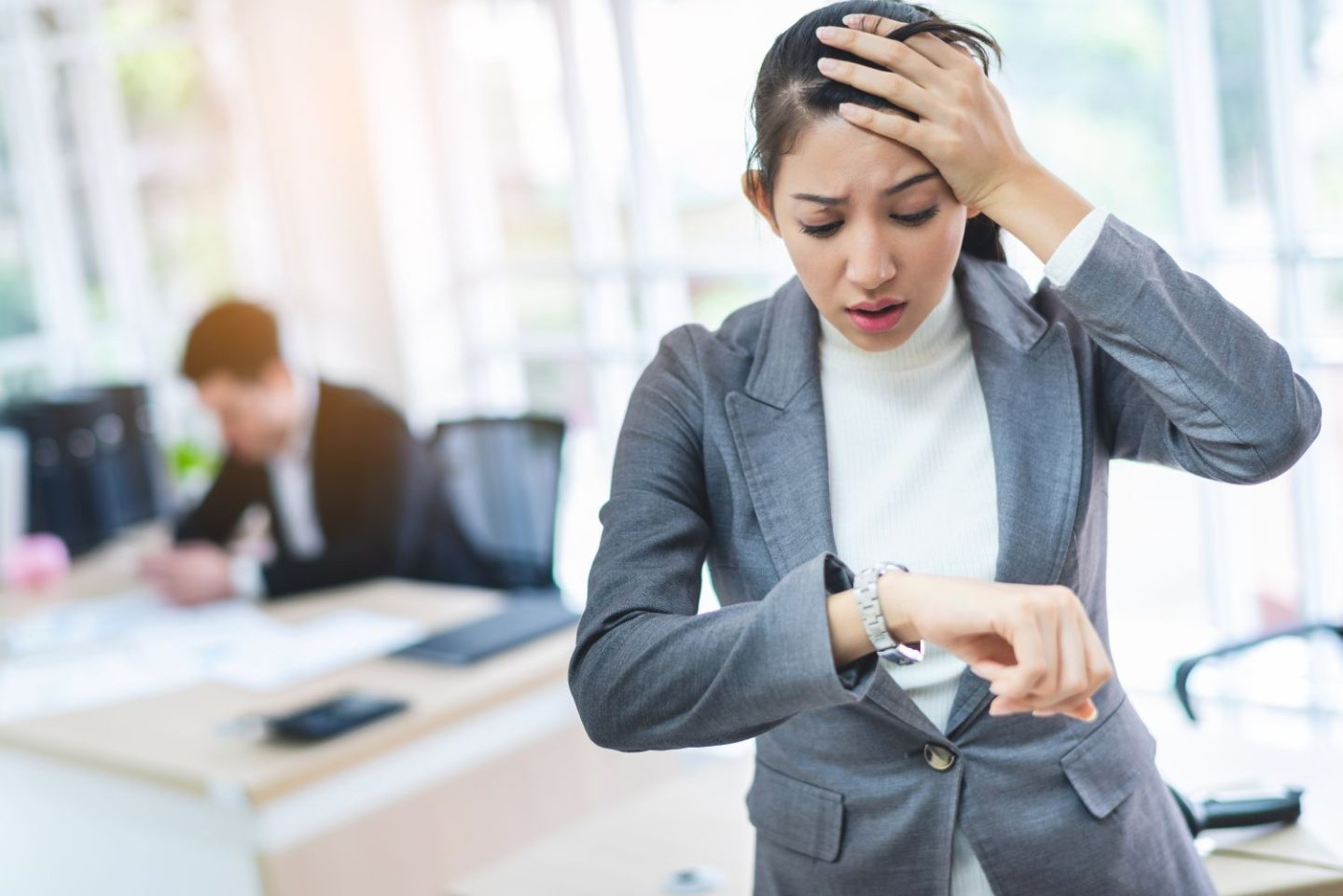「間に合うと思ってたんだけどな～？」ついつい遅刻しちゃう人VS絶対遅刻したくない人それぞれの思考回路を調査してみた！