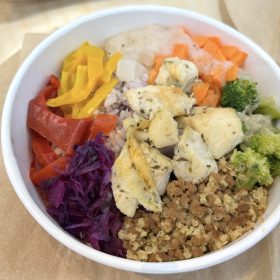 秋冬の「無印良品」の食品が良さげ！「1/3日分の野菜が摂れる冷凍ミール」と「熟成生麺のラーメン」はストックにもおすすめ