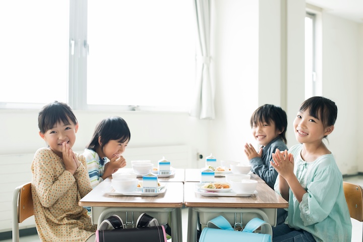 思い出の「給食ご当地メニュー」教えてください！お好み焼き、皿うどん、みかんご飯!? 懐かしい味いろいろ