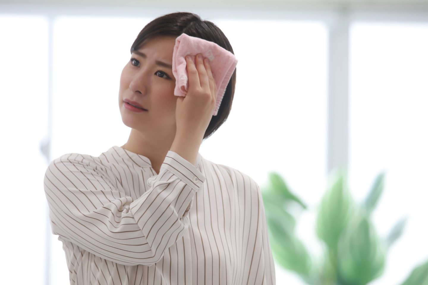 更年期の辛さ、2位「めまい」1位「発汗（ホットフラッシュ）」！みんなの対処法も聞いてみた