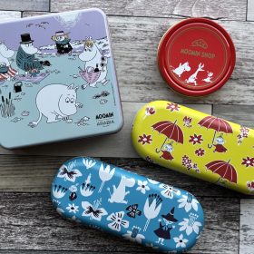 「ムーミン アラビア缶」も！ 酷暑にぴったりな涼感を感じられる「ムーミン缶」揃いました【お菓子缶の世界#8月】