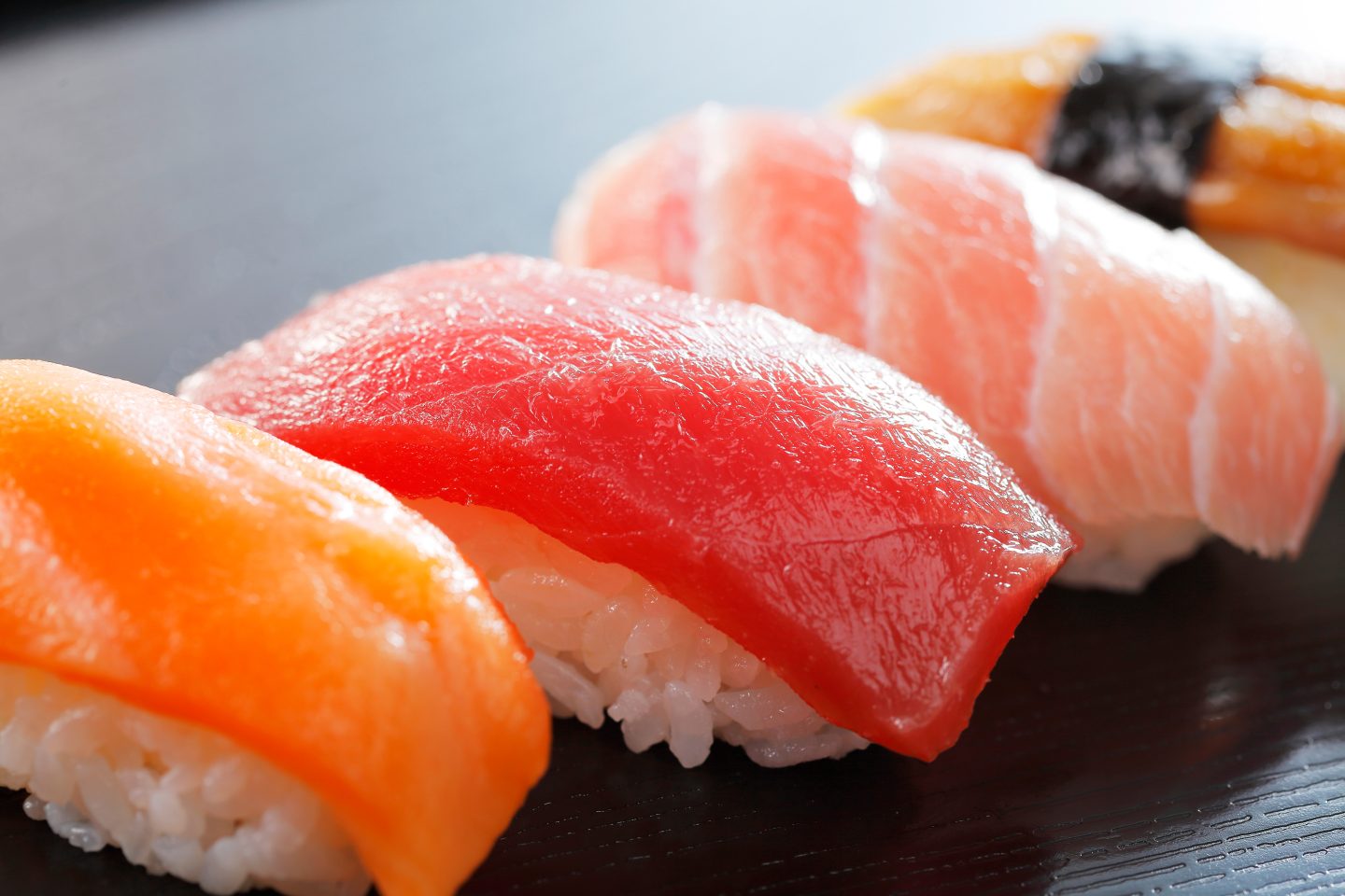 お寿司の食べるネタ順、決まってる？「最初と最後に食べるネタ」を366人に聞いてみた