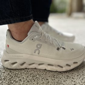 「On（オン）」のスニーカーが“膝痛持ち”にイイ！高クッションでオシャレだからヘビロテ必至【本日のお気に入り】