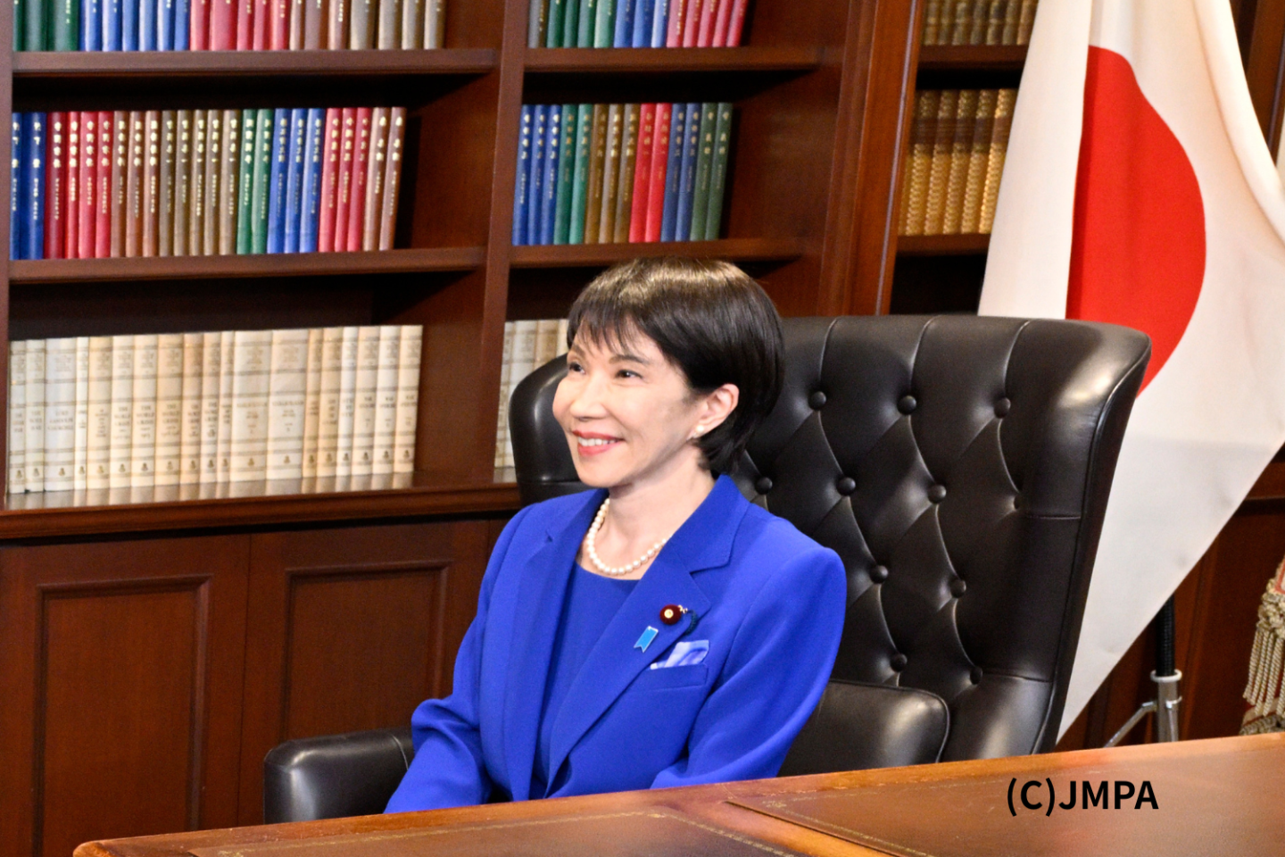 日本初の女性総理誕生!女性たちは「高市早苗」さんをどう思ってる?みんなのコメントが熱かった