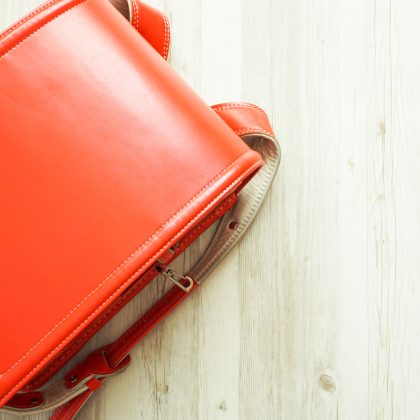 玄関やソファに置きっぱなし…「帰宅後のランドセル問題」を解消した、わが家の片付けルール